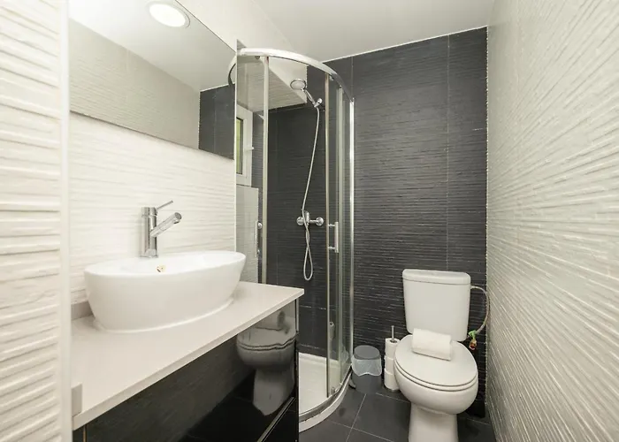 Cosy Mouraria By Hosty Apartmán *